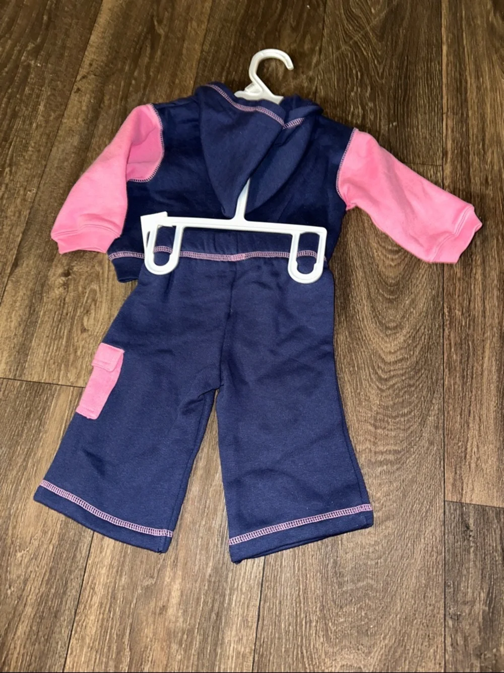 Winnie the Pooh vintage new Navy and Pink Toddler Hoodie and cargo Pants Set